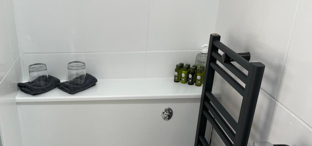 Stunning Contemporary 1 Bedroom En-Suite Annexe Plymouth Dış mekan fotoğraf